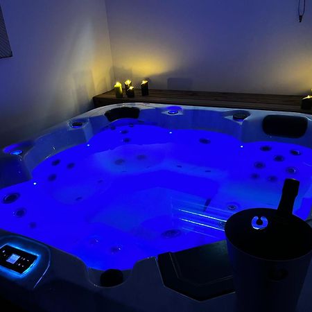 Detente & Spa Villers-Allerand Bagian luar foto