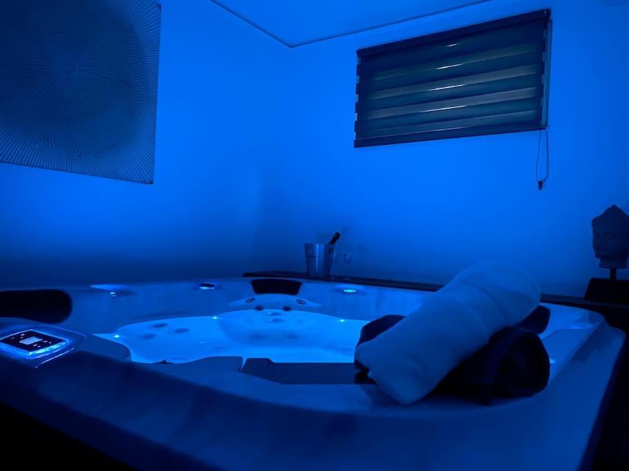 Detente & Spa Villers-Allerand Bagian luar foto